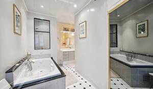 Location Appartement Paris 16ème