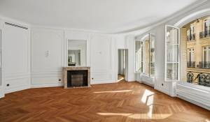 Location Appartement Paris 16ème