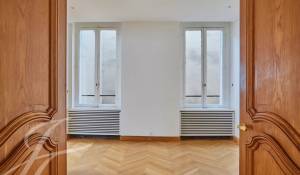 Location Appartement Paris 8ème