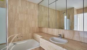 Location Appartement Paris 8ème