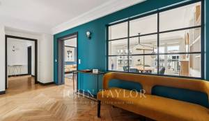 Location Appartement Paris 8ème