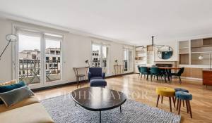 Location Appartement Paris 8ème