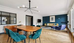 Location Appartement Paris 8ème