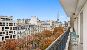 Location Appartement Paris 8ème