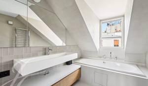 Location Appartement Paris 8ème