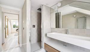 Location Appartement Paris 8ème