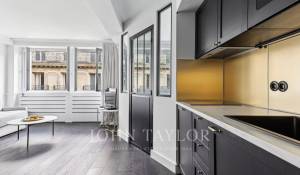 Location Appartement Paris 8ème