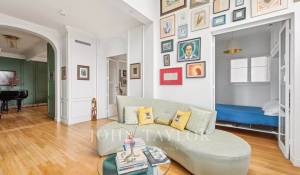 Location Appartement Paris 8ème