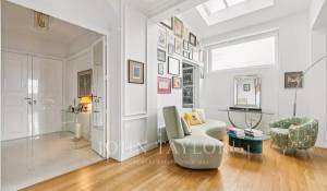 Location Appartement Paris 8ème