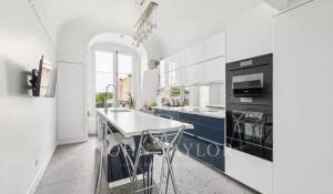 Location Appartement Paris 8ème