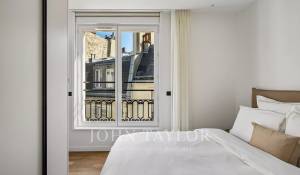 Location Appartement Paris 8ème