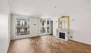 Location Appartement Paris 8ème