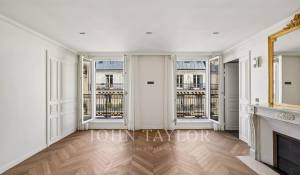 Location Appartement Paris 8ème