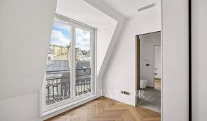 Location Appartement Paris 8ème