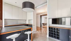 Location Appartement Paris 8ème