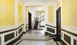 Location Appartement Paris 8ème