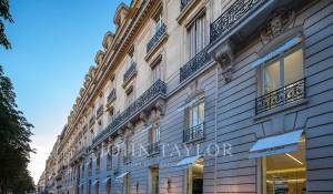 Location Appartement Paris 8ème