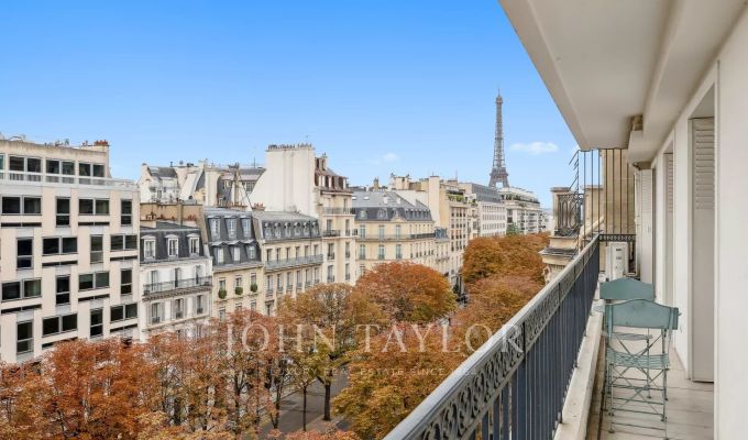 Location Appartement Paris 8ème
