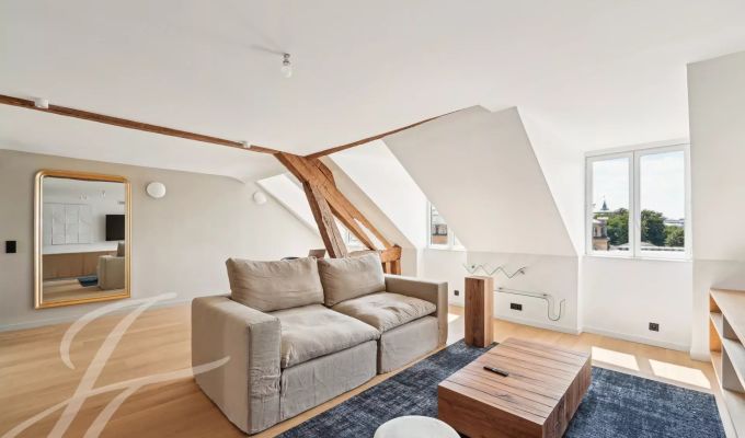 Location Appartement Paris 8ème