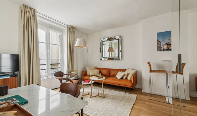 Location Appartement Paris 8ème