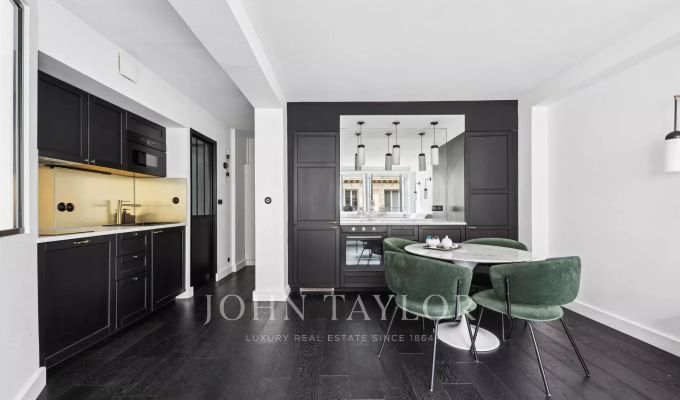 Location Appartement Paris 8ème