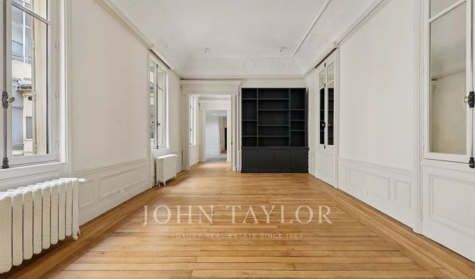 Location Appartement Paris 8ème