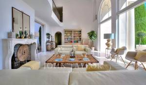 Location Maison Valbonne