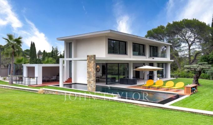 Location Maison Valbonne