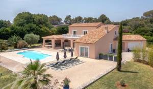 Location saisonnière Maison Roquefort-les-Pins