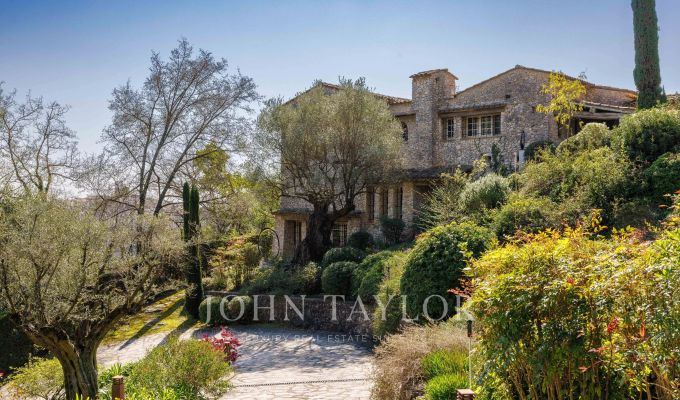 Location saisonnière Maison Saint-Paul-de-Vence