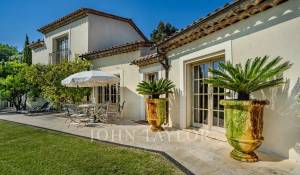 Location saisonnière Maison Valbonne