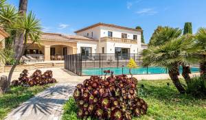 Location saisonnière Maison Valbonne