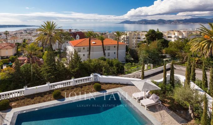 Location saisonnière Propriété Cannes