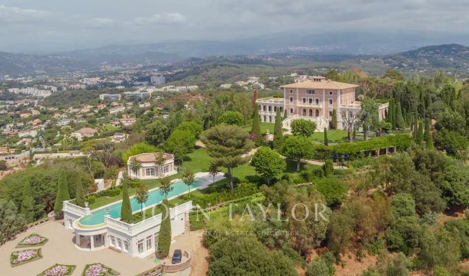 Location saisonnière Propriété Cannes
