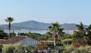 Location saisonnière Propriété Grimaud