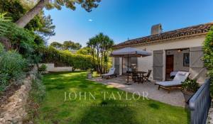Location saisonnière Villa Antibes