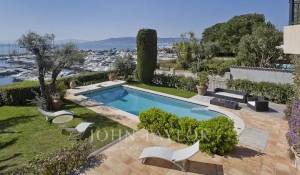 Location saisonnière Villa Antibes