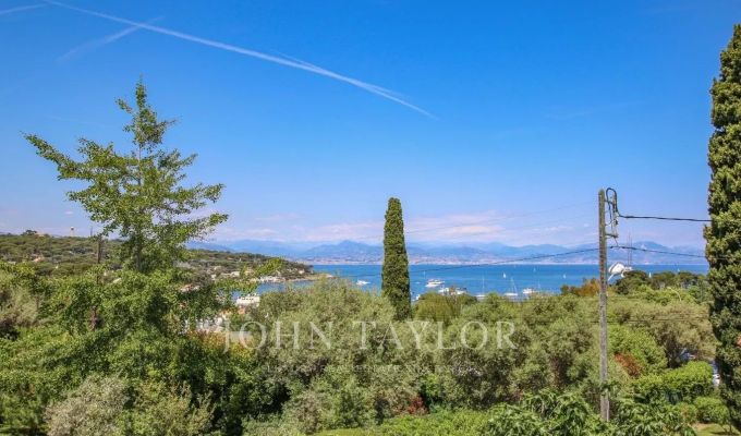 Location saisonnière Villa Antibes