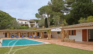 Location saisonnière Villa Calella de Palafrugell