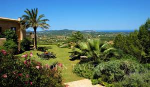 Location saisonnière Villa Santa Eularia des Riu