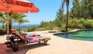 Location saisonnière Villa Santa Eularia des Riu