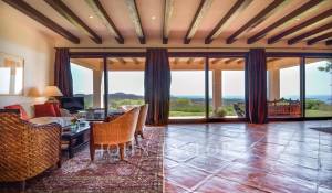Location saisonnière Villa Santa Eularia des Riu