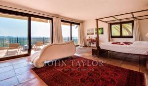 Location saisonnière Villa Santa Eularia des Riu