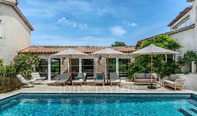 Location saisonnière Villa Valbonne
