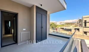 Location Villa Agios Tychonas