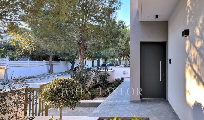 Location Villa Agios Tychonas