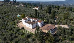 Location Villa Firenze