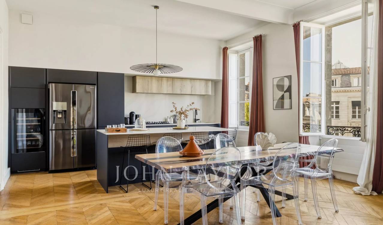 Appartement 6 pièces 170 m² · à Bordeaux · 170 m² · 1 149 000 €