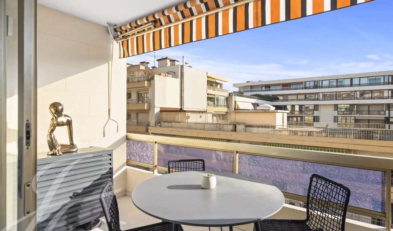 Vente Appartement 90m² 4 Pièces à Cannes (06400) - Agence John Taylor