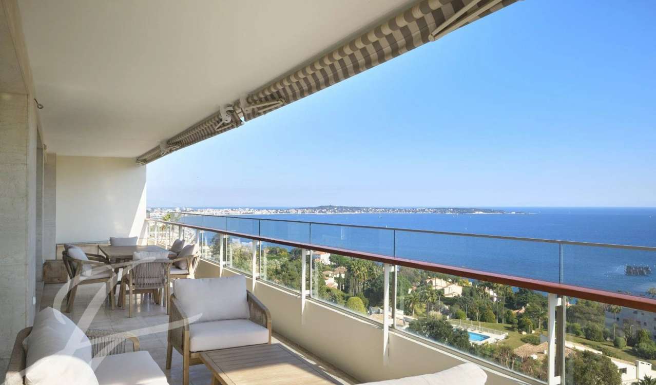 Vente Appartement 126m² 4 Pièces à Cannes (06400) - Agence John Taylor